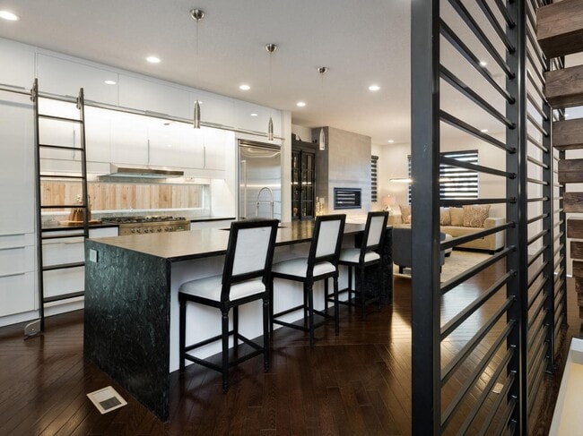 Photo - 2703 Grove St Townhome