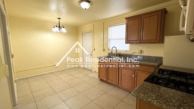 1637 Kathleen Ave Unit 2