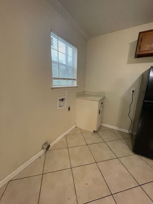 2907 E Harrington Dr Unit 2907 E. Harington #A