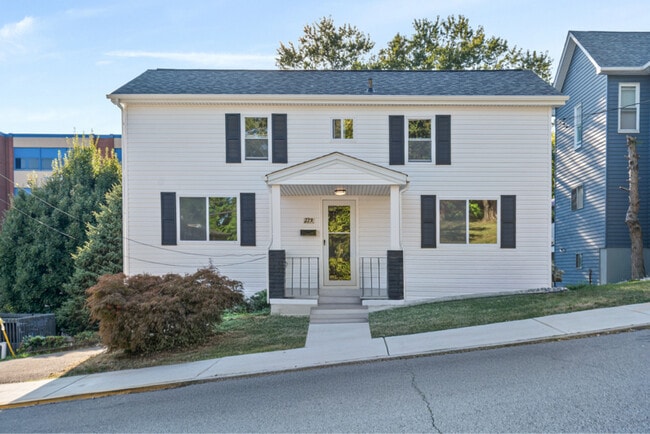 Building Photo - 219 Greenside Ave Rental