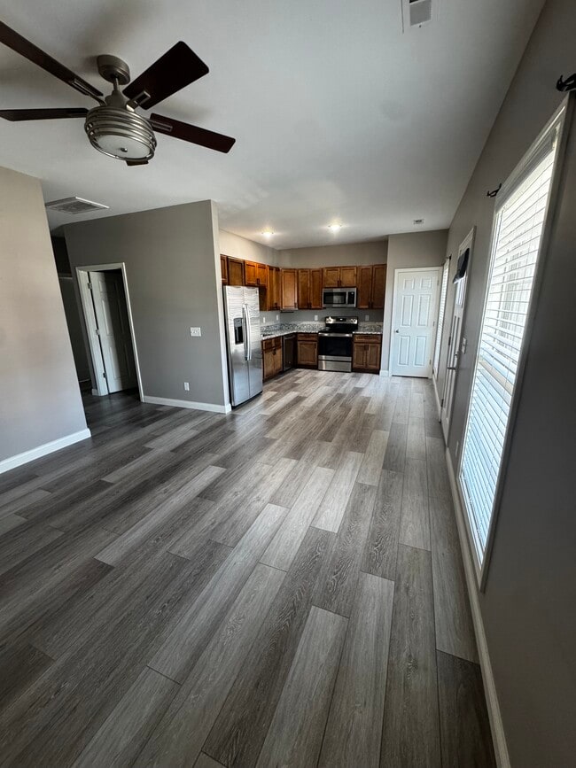 Photo - Muddy Springs 10 Plex Unit 200