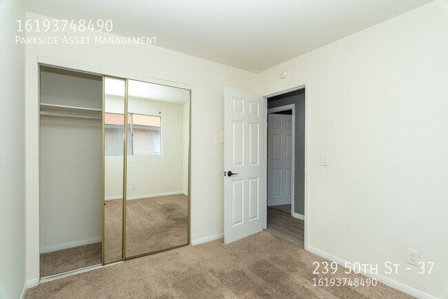 239 50th St