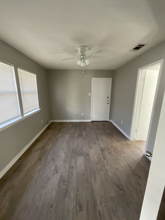Photo - Charming 3 bedroom 2 bath duplex Unit 1009