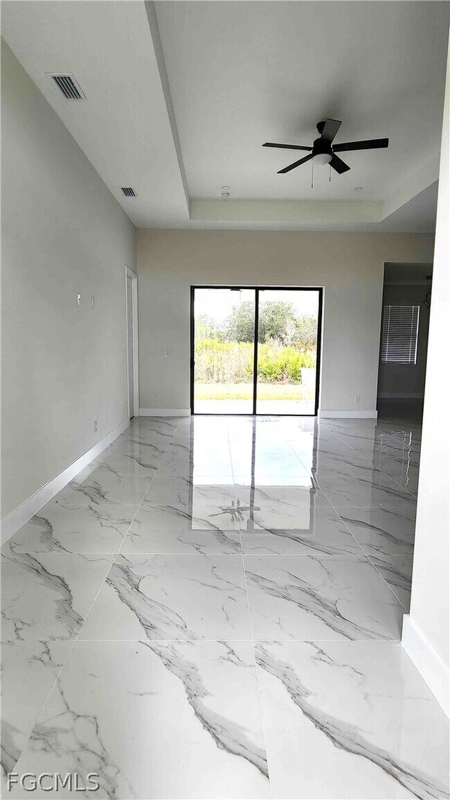 Photo - 4622 Gene Ave N