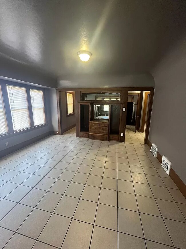 Photo - 2749-2751-2751 N 45th St Unidad 2751