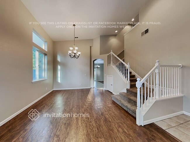 Photo - 5747 Grove Ave