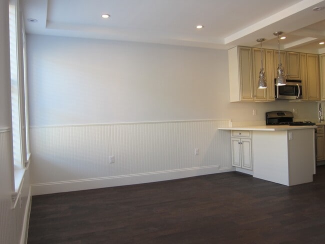 Photo - 12 Grove St Unidad 2