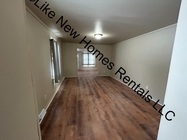 Photo - 4042 Otto St