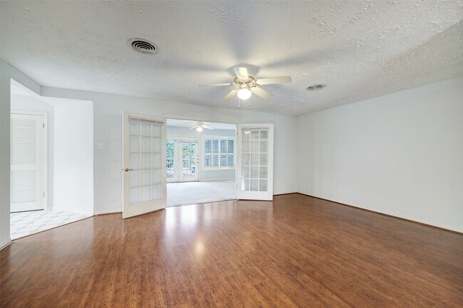 Photo - 8730 Cedarspur Dr