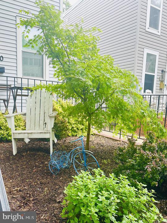 Photo - 1520 Constitution Ave NE