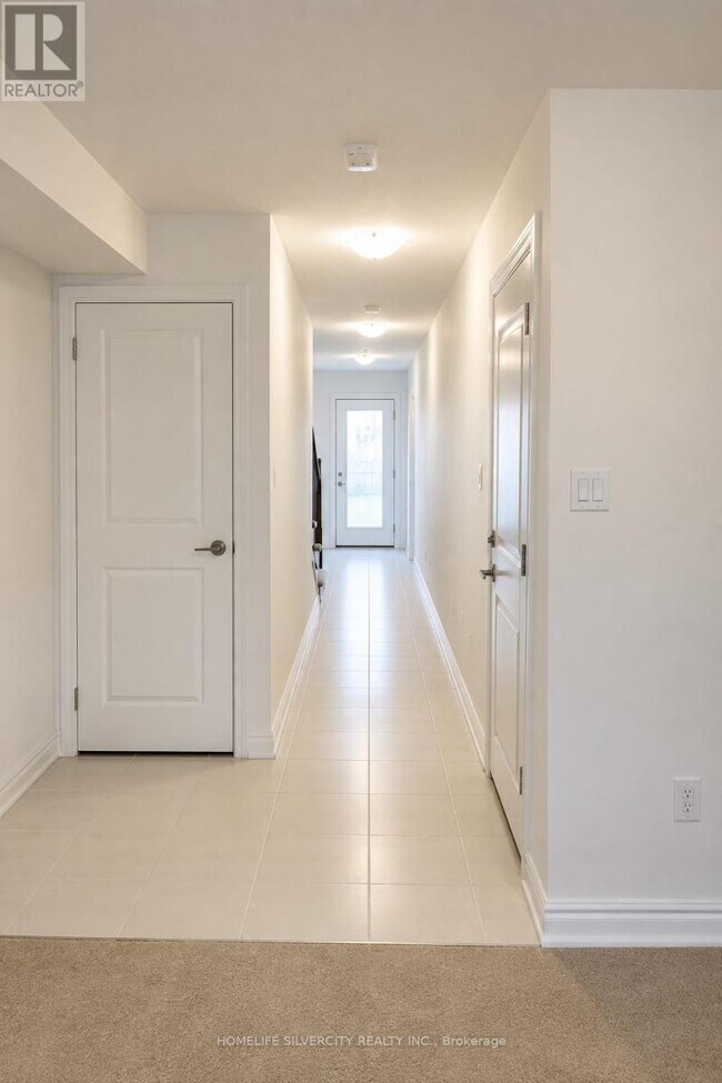 Photo - 41 Humberstone Dr