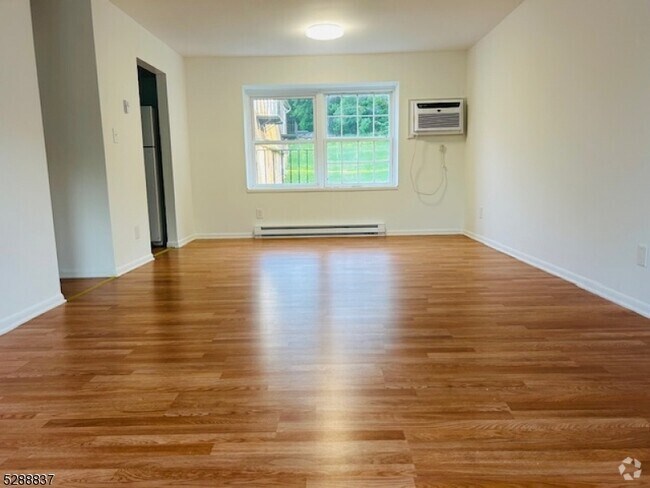Building Photo - 7 Hillside Ave Unit 3 Rental