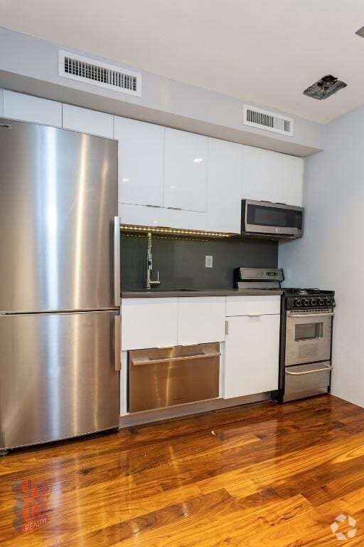 Building Photo - 51 Leroy St Unit 1A Rental