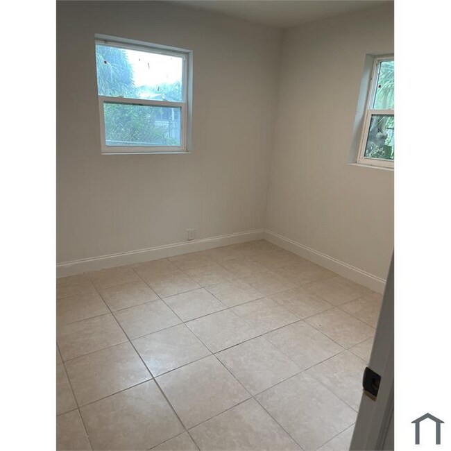 Photo - 531 21st St Unit B