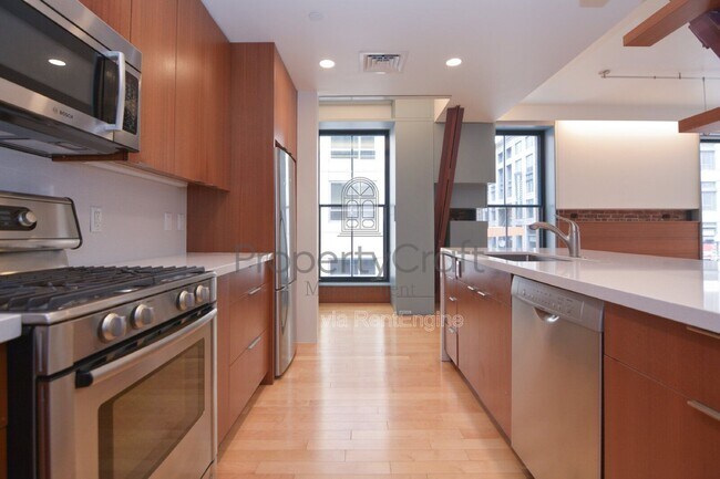 Photo - 8 Lagrange St Unit 3