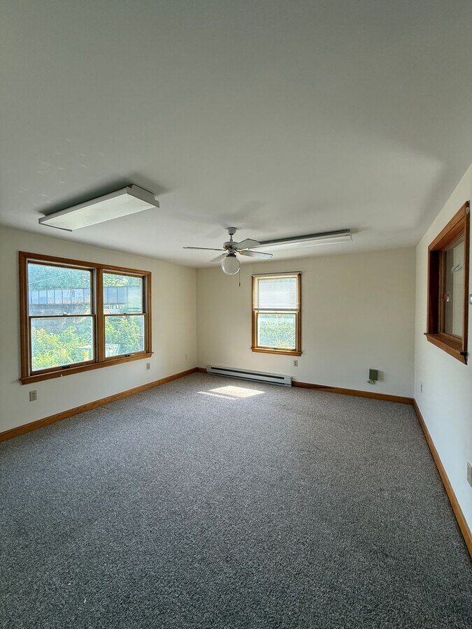 Photo - 42 W Main St Unit 2L