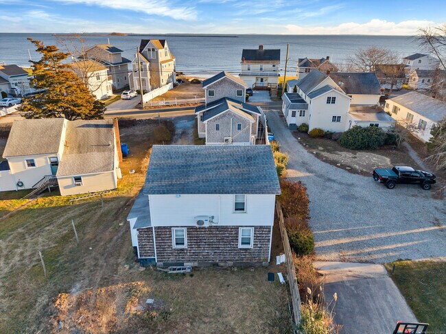 Photo - 176 Shore Rd Unidad B