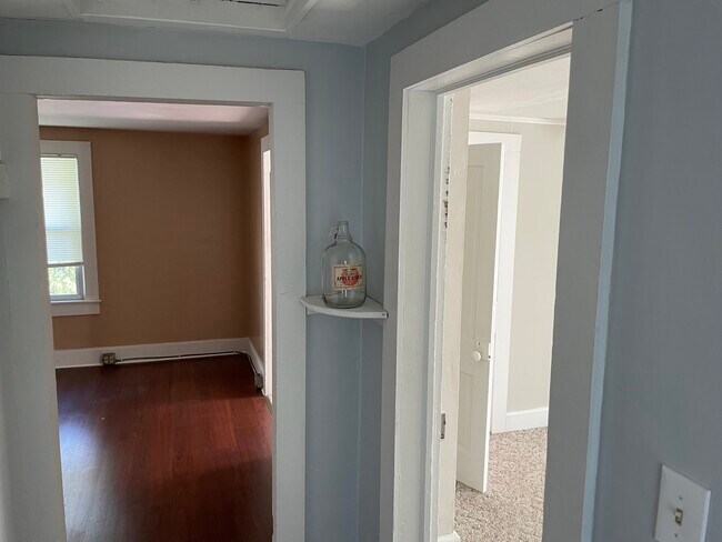 Photo - 934 N 4th St