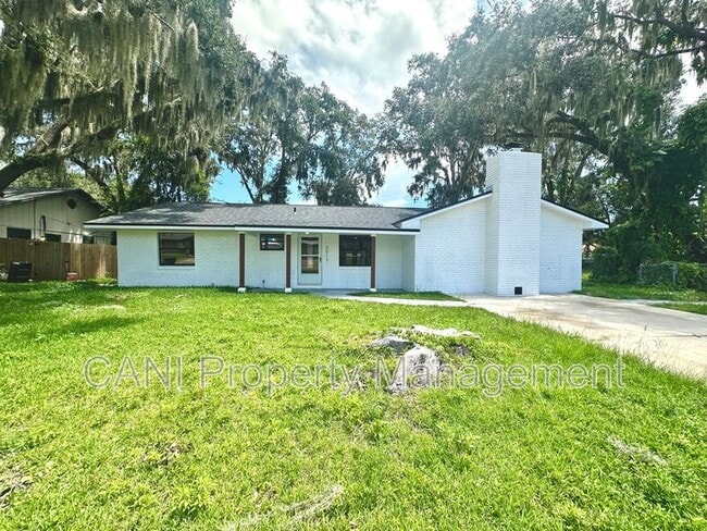Building Photo - 2517 Royal Palm Dr Rental