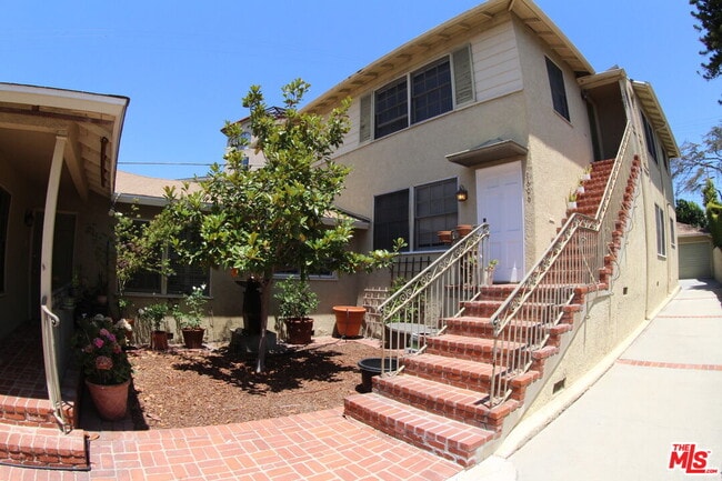 Building Photo - 1606 Glendon Ave Rental