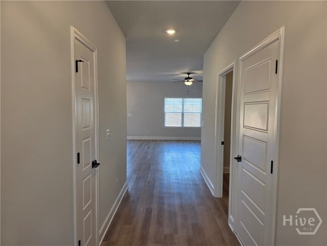 Photo - 330 Crosswinds Dr