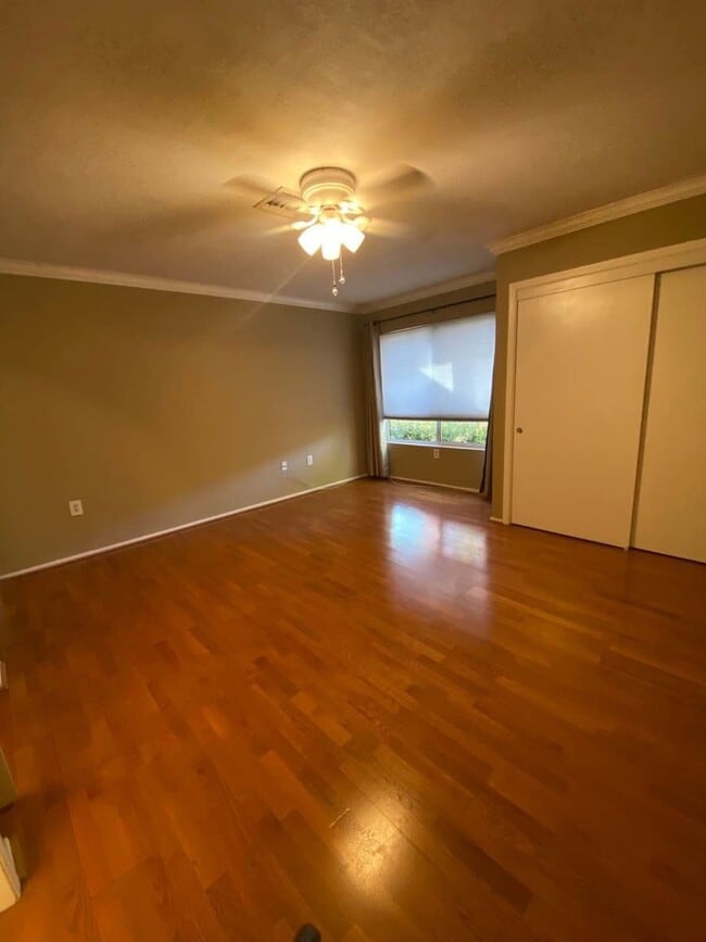 Photo - Stylish 2-Bedroom Townhouse in Sun City Summerlin with Resort-Style Amenities