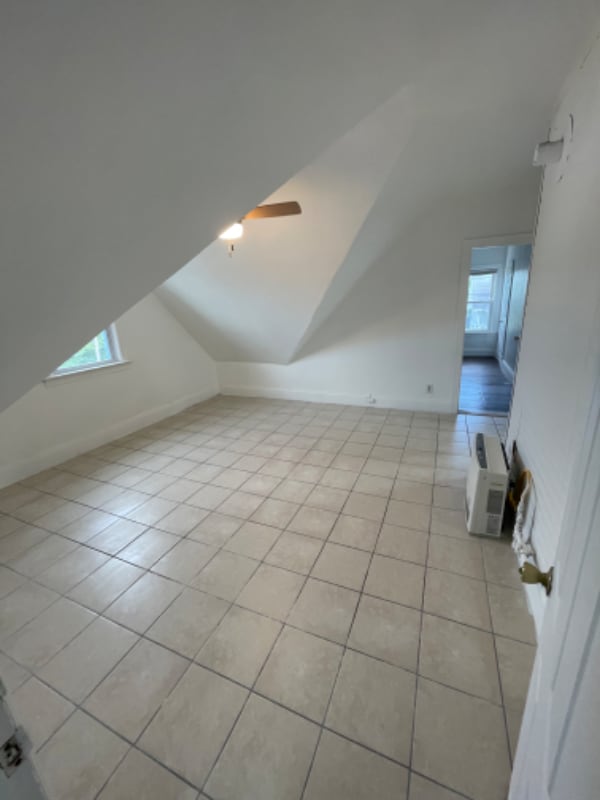 Photo - 281 Admiral St