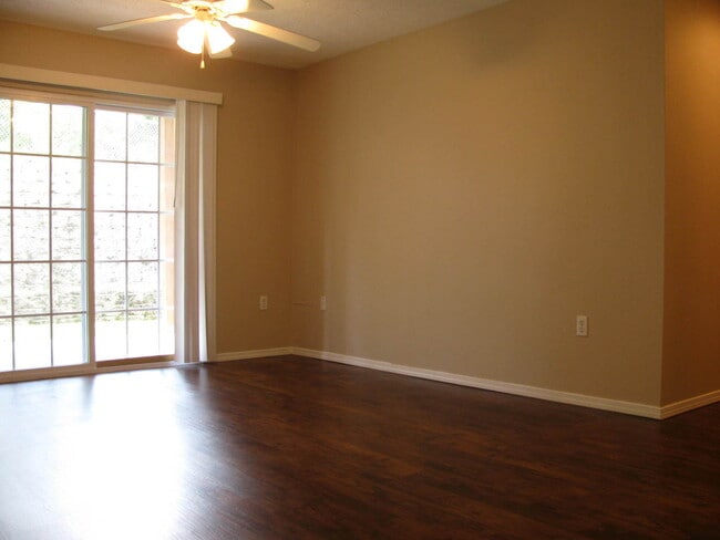 Building Photo - Condominium in Academy Commons Unit B