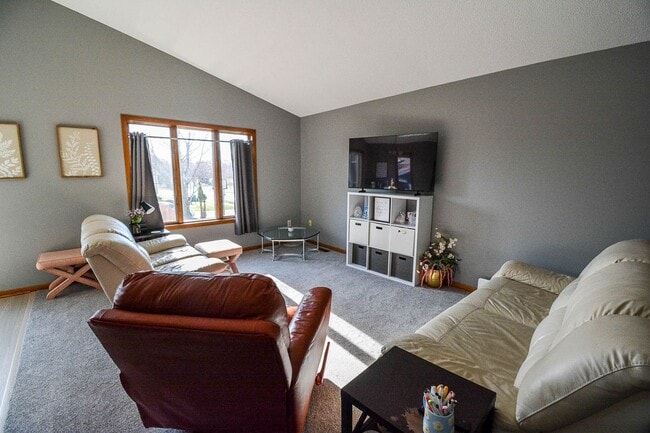 Photo - Bright 4BR on Corner Lot in SW Rochester