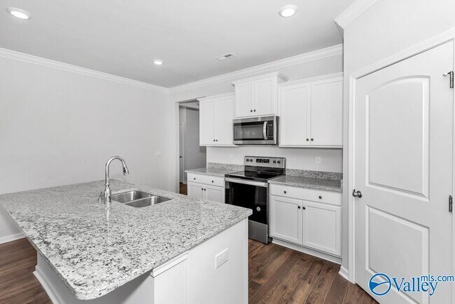 Photo - 22067 Chancery Ln