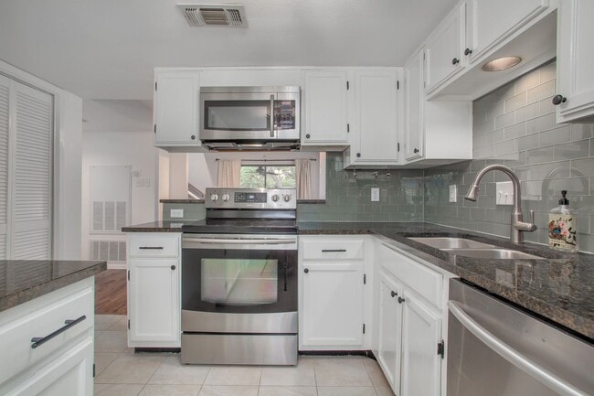 Photo - 1135 Barton Hills Dr