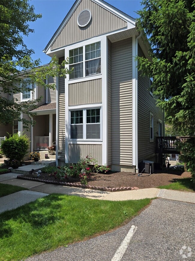 Building Photo - 29 Stone Creek Ln Rental