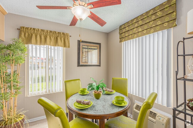 2BR, 2BA - 840SF - Dining Room - Welcome to Pacific Point!