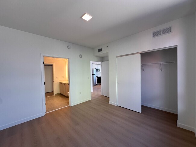 Photo - 84 NW 32nd St Unidad A3