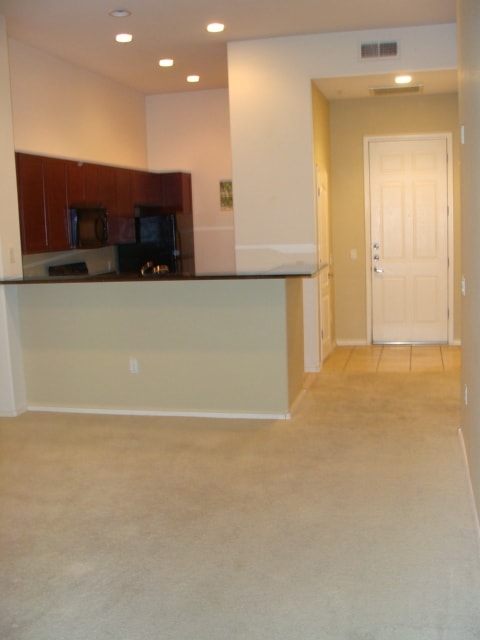Kitchen & Entry - 11640 N. Tatum Blvd Unit 3093