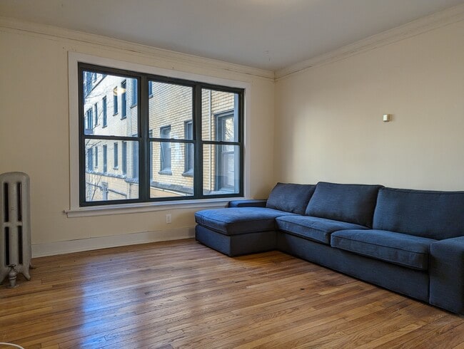 Photo - 2334 N Spaulding Ave Unit 1A