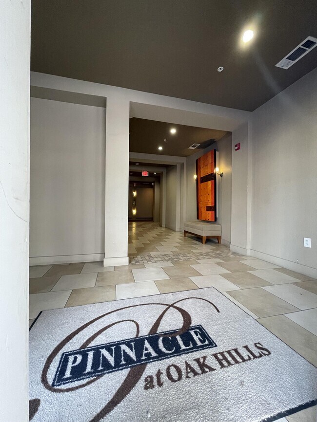 Photo - 7342 Oak Manor Dr