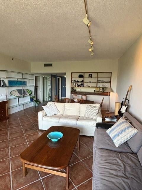 Photo - 201 Crandon Blvd Unit 304