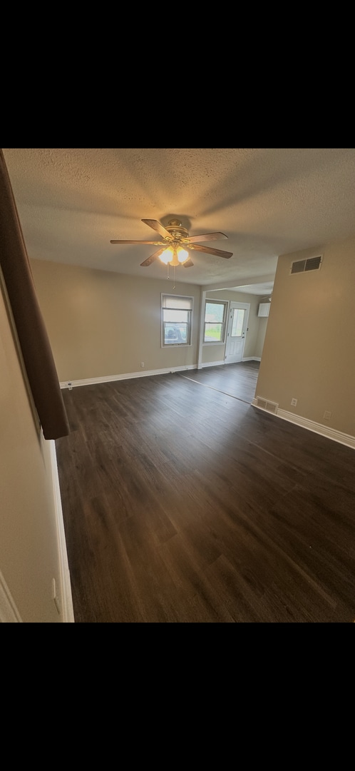 Photo - Check out this 3bdr ranch located in Belmont
