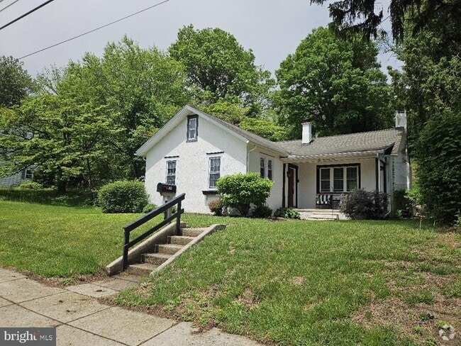 Building Photo - 501 Strasburg Ave Rental
