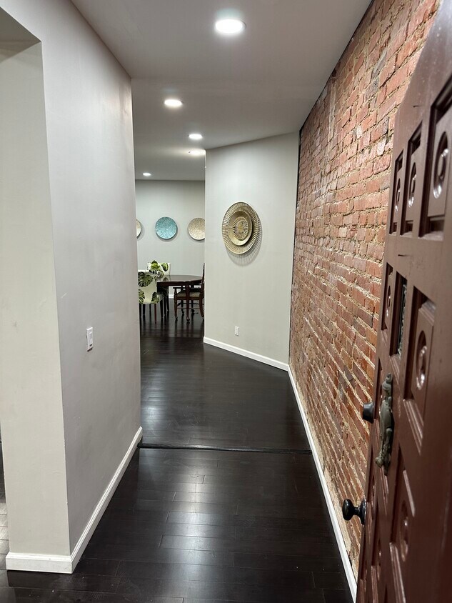 Photo - 38 Rhode Island Ave NW (Washington, DC)