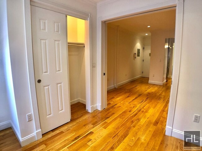 Photo - MOTT STREET Unit 4A