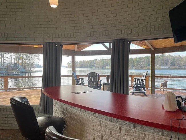 Photo - 390 Coosa Rd