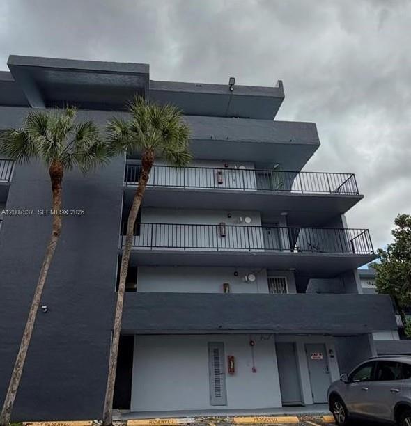 Building Photo - 310 Fontainebleau Blvd Unit 406