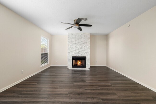 Photo - 21039 Vista Trail Ct