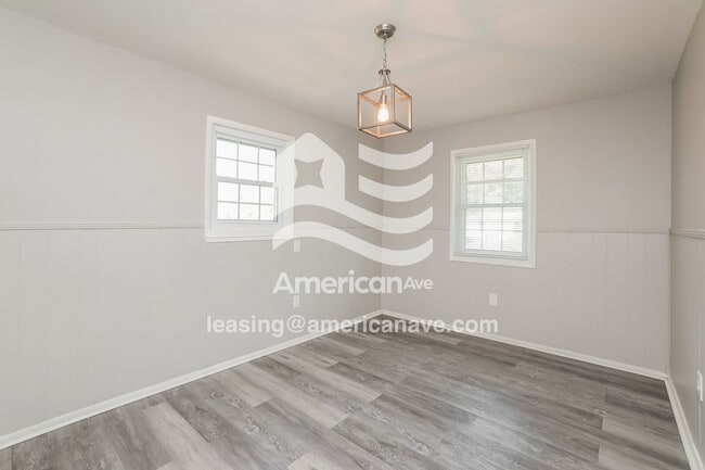 Photo - 933 Tyler St