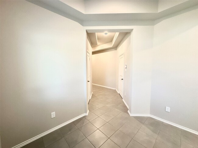 Photo - 3308 Scarlet Tupelo Wy