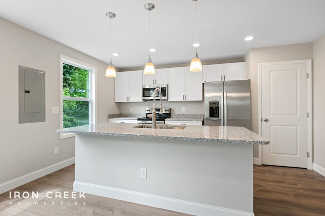 Photo - Stunning Pet-Friendly New Construction Dup... House