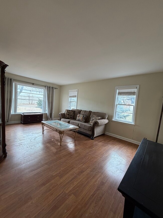 Photo - 538 Mills St