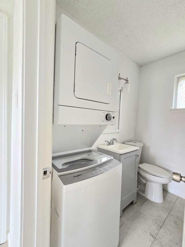 Photo - 3843 Mt Pleasant St